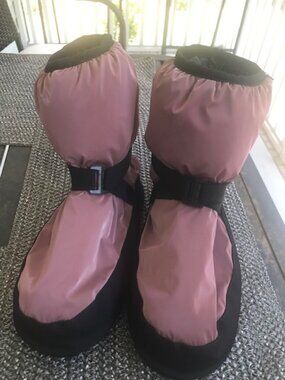 Nikolay Women's Size S (5-5.5) Excellent Cond. Warm Up Booties, Sugarplum Color